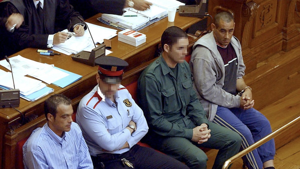 Picatoste (esquerra) i Brito (dreta), custodiats en el judici. - EFE