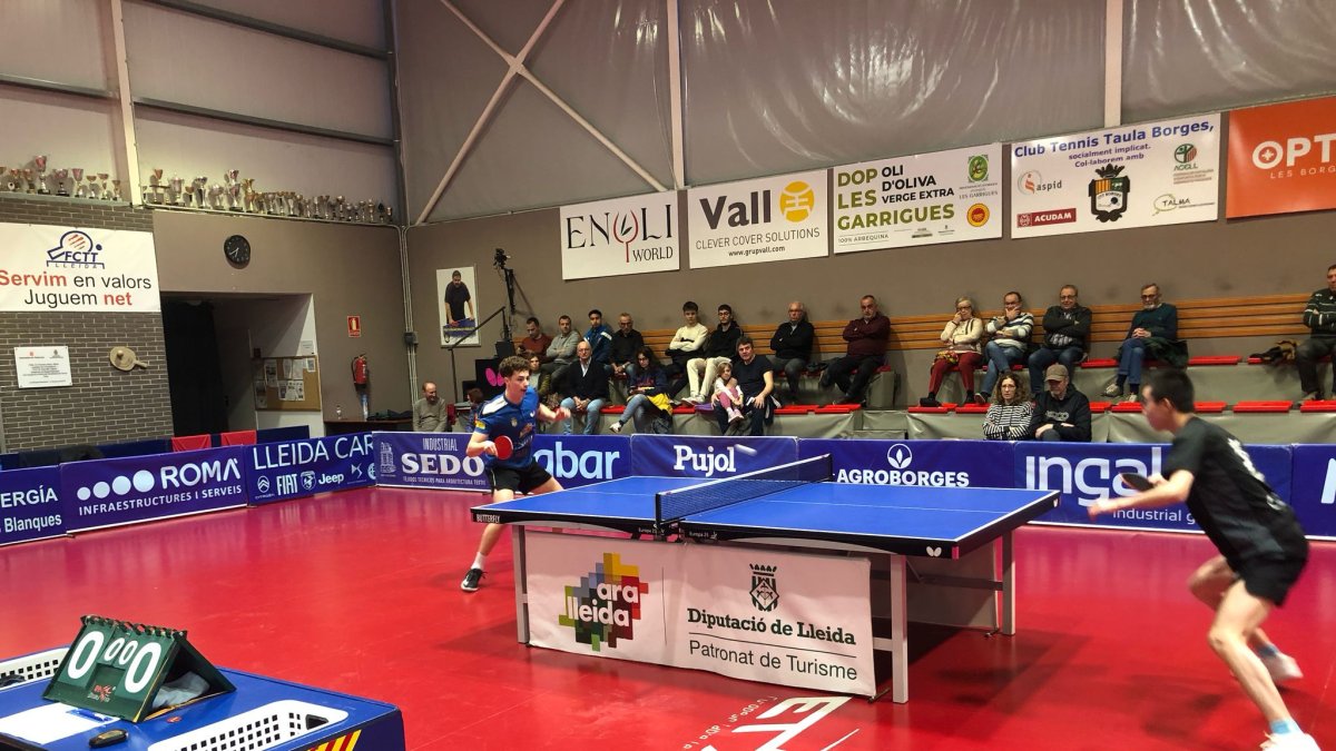 Norbert Tauler durante uno de los dos partidos que ganó ayer. - CTT BORGES