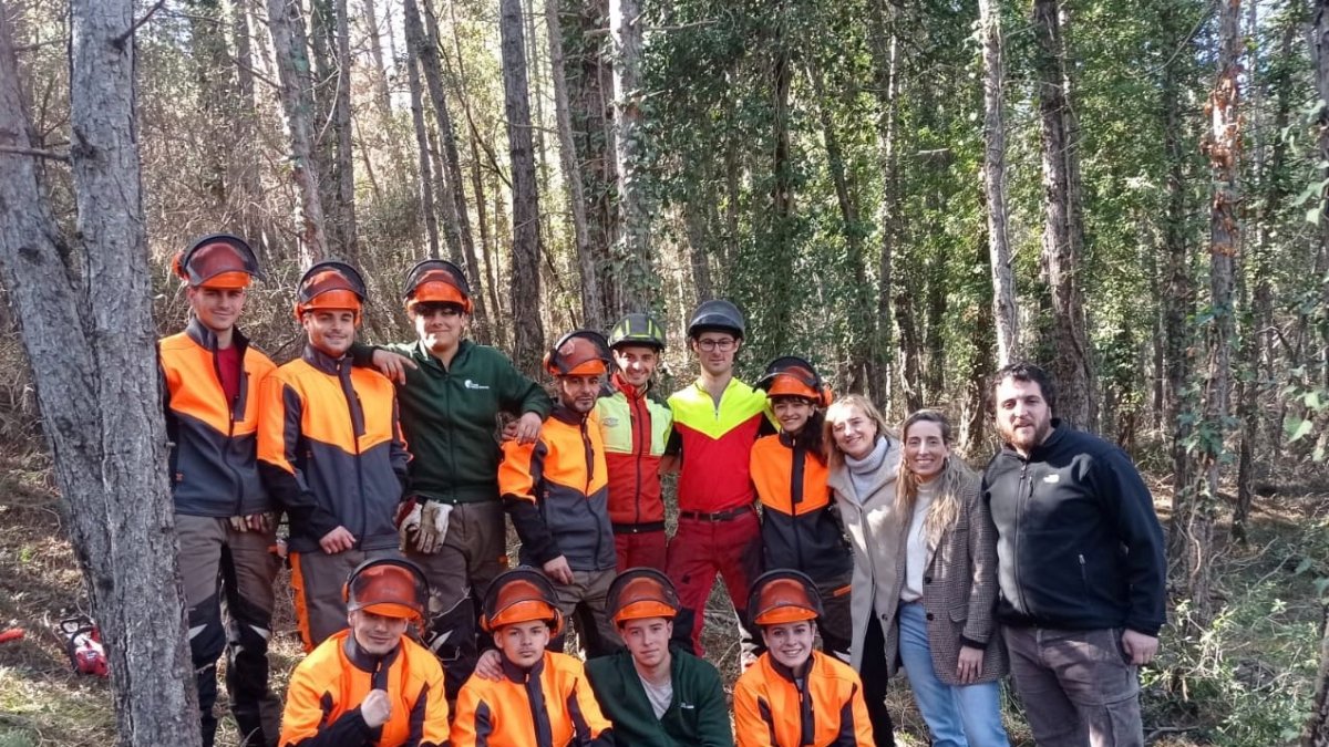 Inicien el curs d’FP dual d’aprofitaments forestals a Solsona - EAS