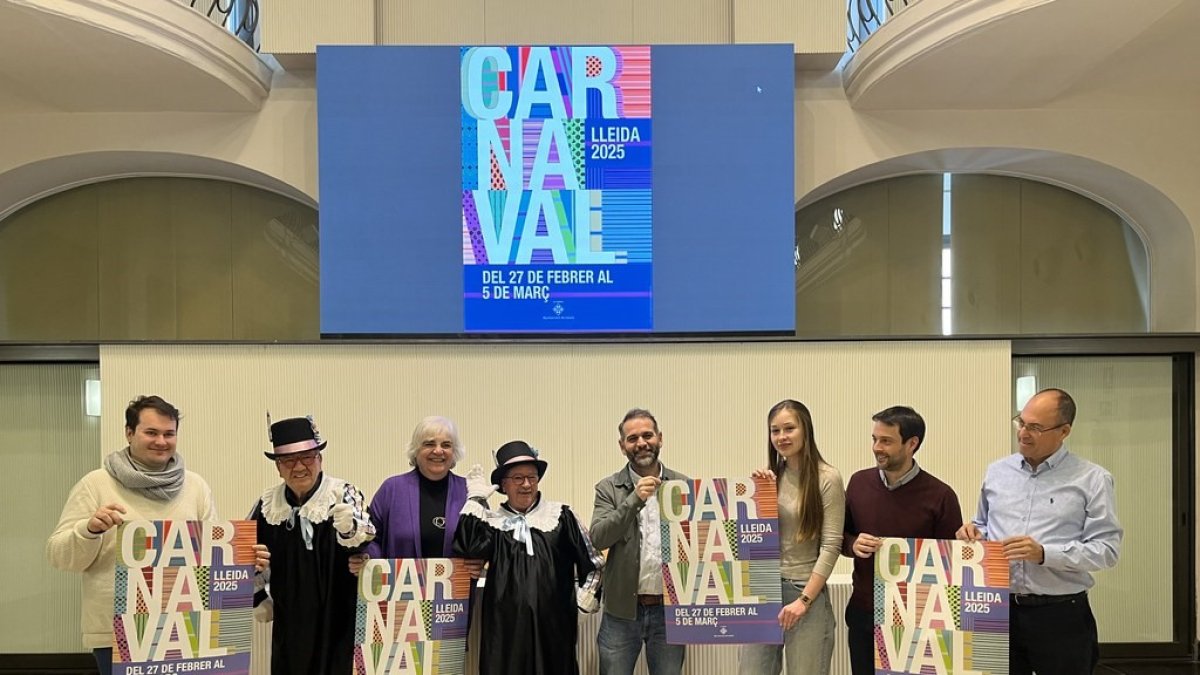 La presentació del cartell ahir a la sala Alfred Perenya. - PAERIA