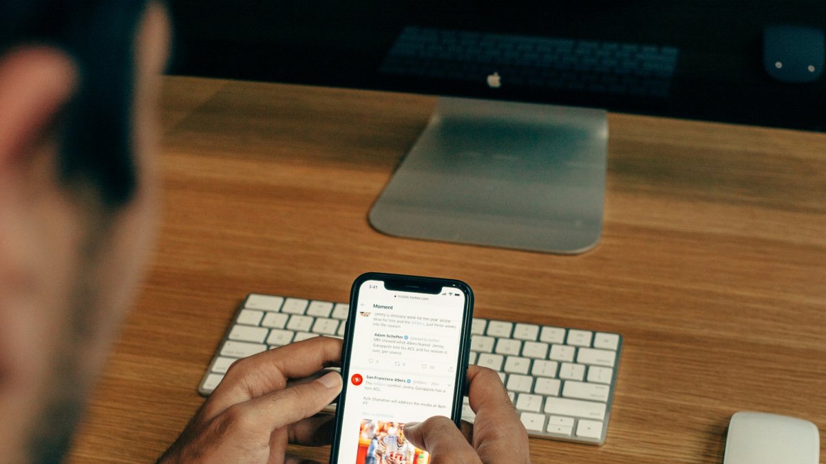 charlesdeluvio / Unsplash