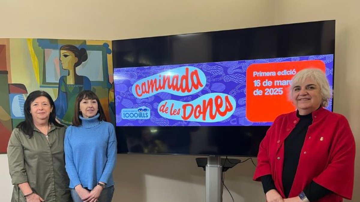 Valls va presentar ahir les activitats del 8M, amb Martínez i Hornos. - PAERIA