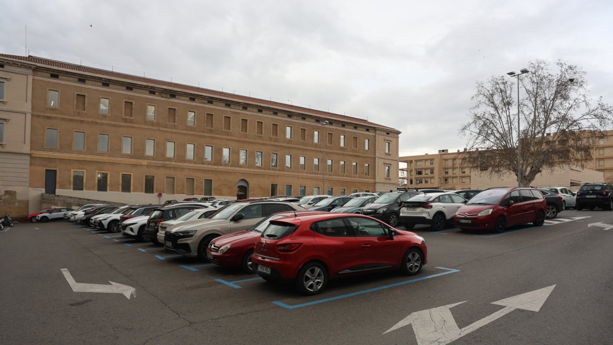 Parking de la Maternitat, detrás de la actual biblioteca pública. - AMADO FORROLLA