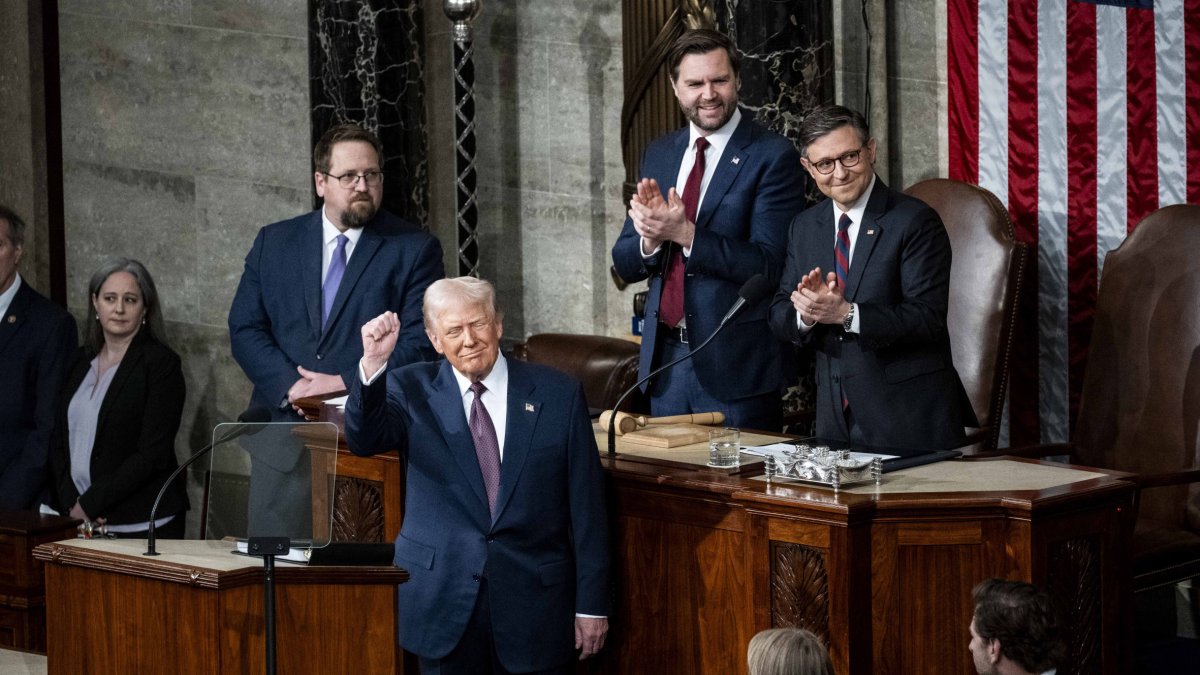 Trump fa un gest després del seu discurs en una sessió conjunta del Congrés al Capitoli. - MICHAEL BROCHSTEIN / ZUMA PRESS WI / DPA