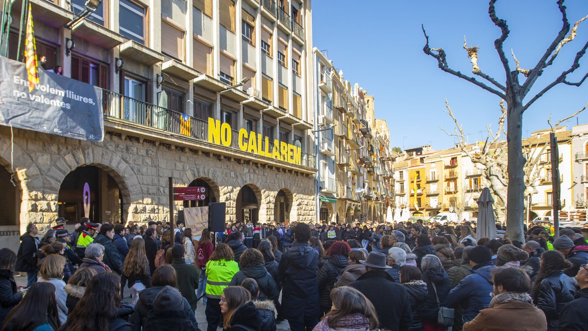 Imagen de archivo de una concentración en Balaguer para condenar la violencia machista. - SEGRE