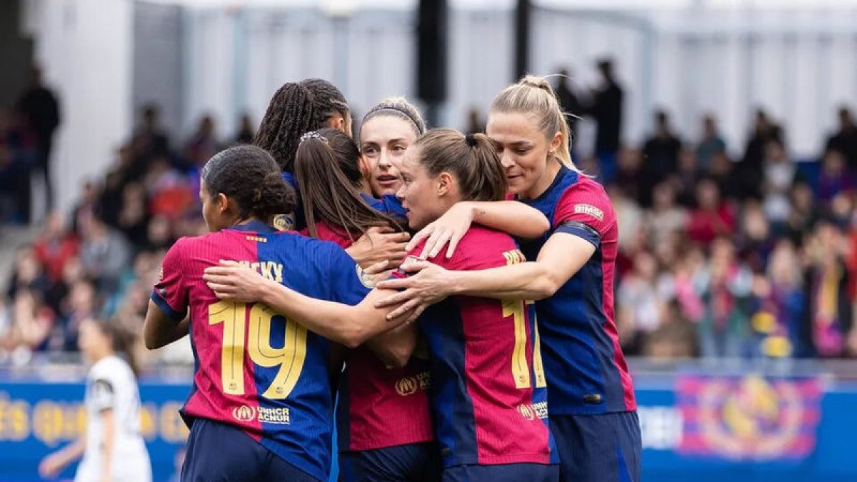 Les jugadores del Barça celebren un dels quatre gols d’ahir. - FC BARCELONA