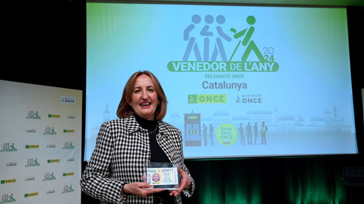 Cristina Chacón recibió el galardón en un acto en Barcelona. - ONCE
