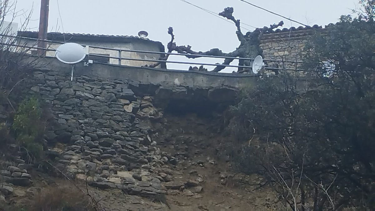 El tramo de muro que cedió en Castellnou del Montsec. - A S E S