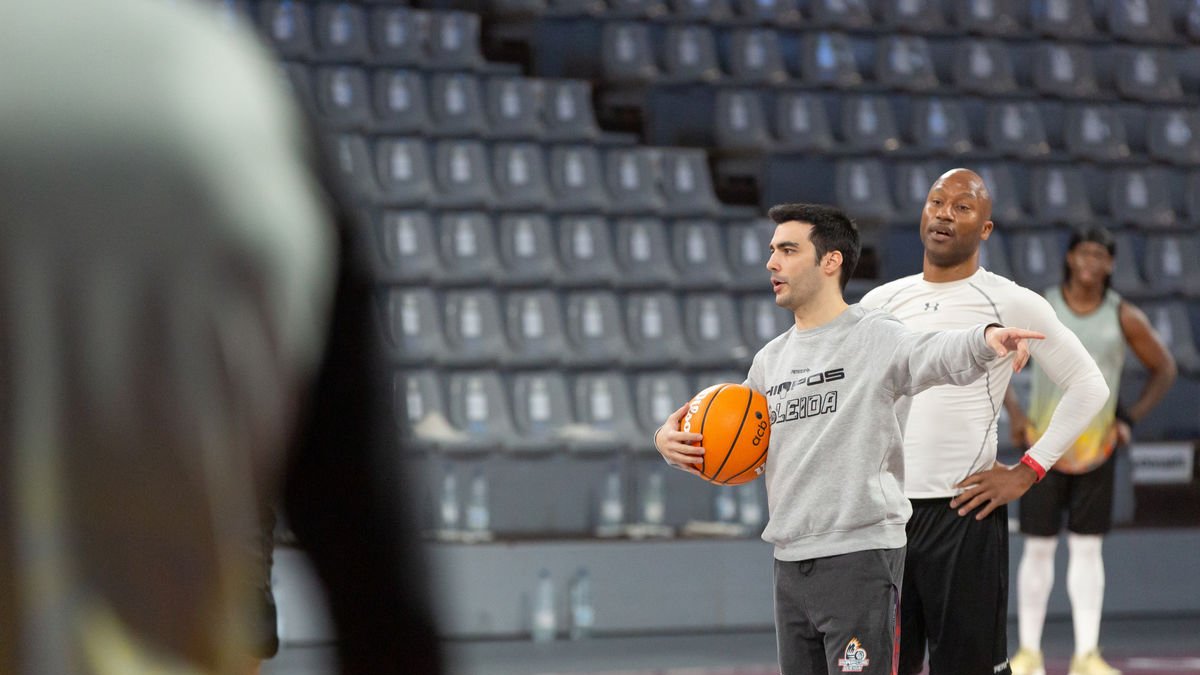 Gerard Encuentra ve al equipo preparado para romper la sequía de cinco meses sin ganar fuera. - JAVI ENJUANES