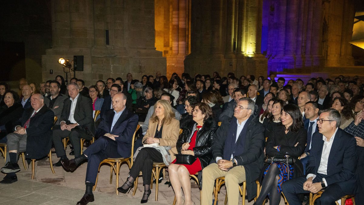 La leridana IFR celebró ayer en La Seu Vella su 40 aniversario. - GERARD HOYAS