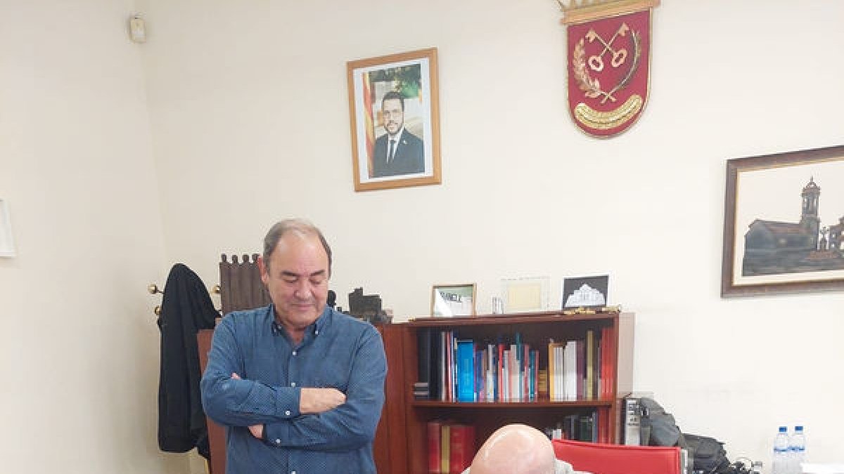 El director de Trànsit, Ramon Lamiel, y Jaume Montfort. - BELLCAIRE INFORMACIÓ