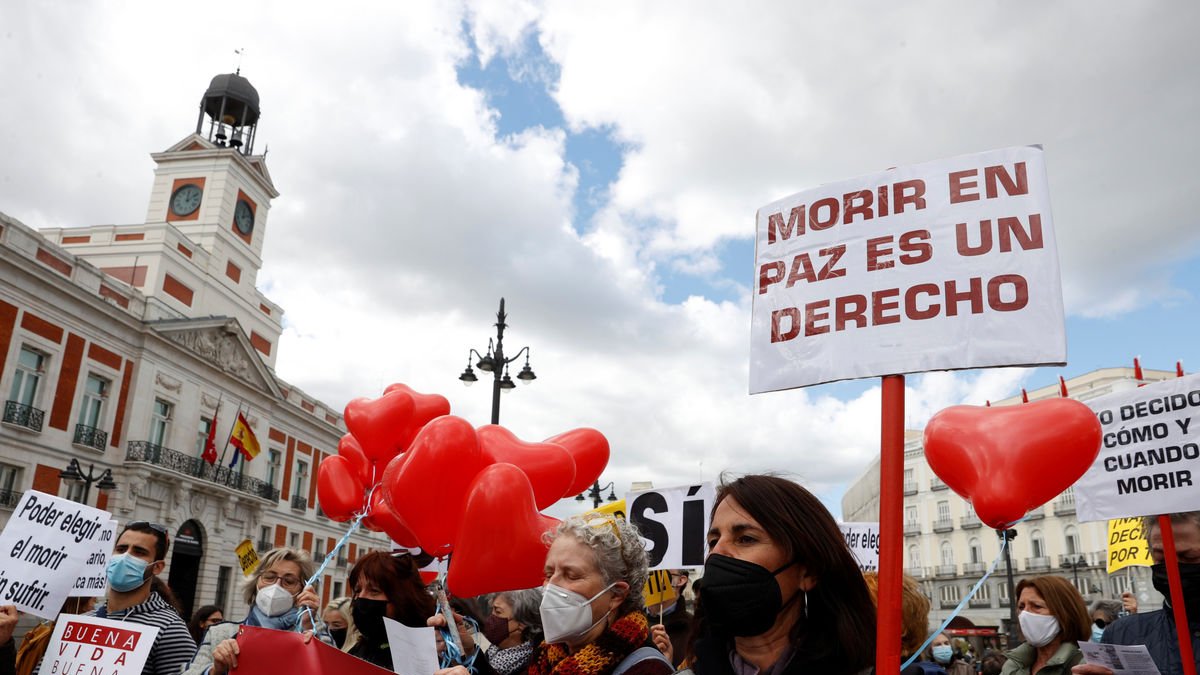 Imatge d’arxiu d’una protesta a favor de l’eutanàsia. - EFE