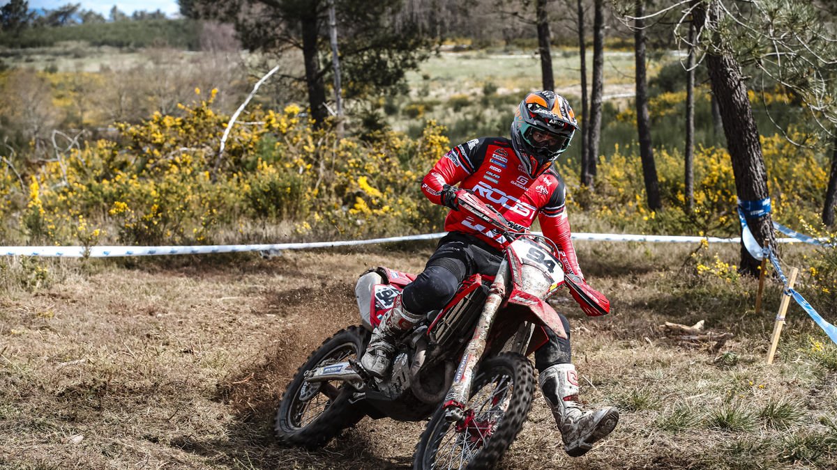 Doble podio del leridano Jaume Betriu en el inicio del Estatal de Enduro - MEDIAGÉ