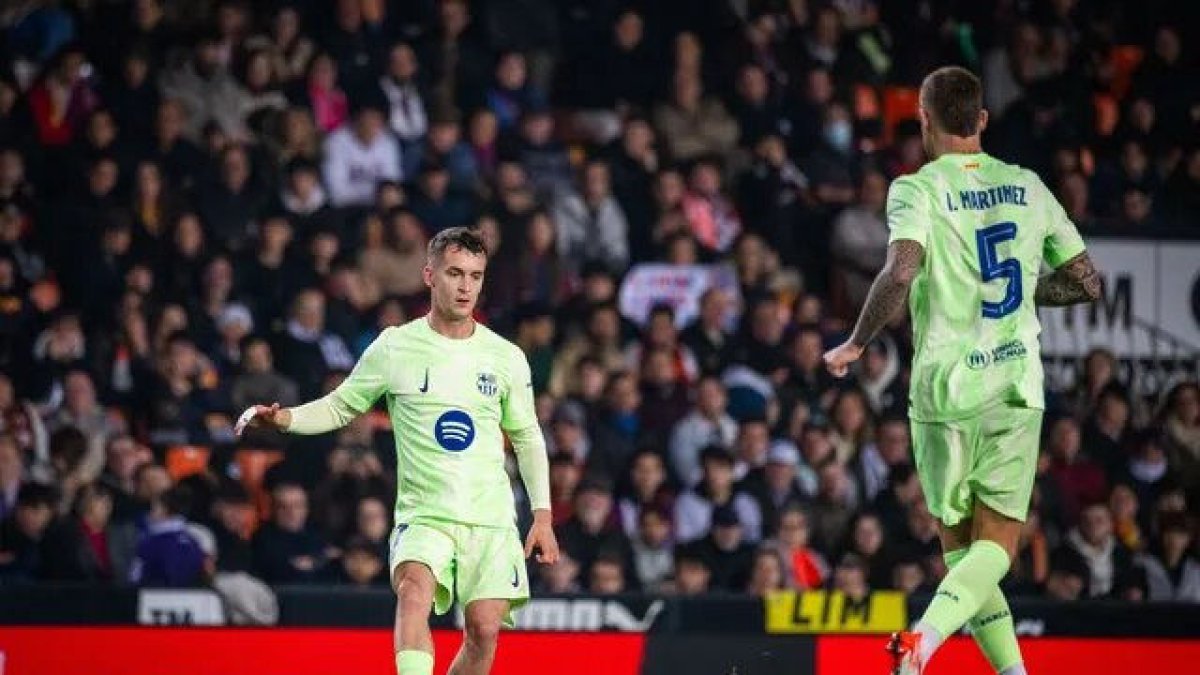 Casadó i Iñigo, durant el partit de diumenge. - FC BARCELONA