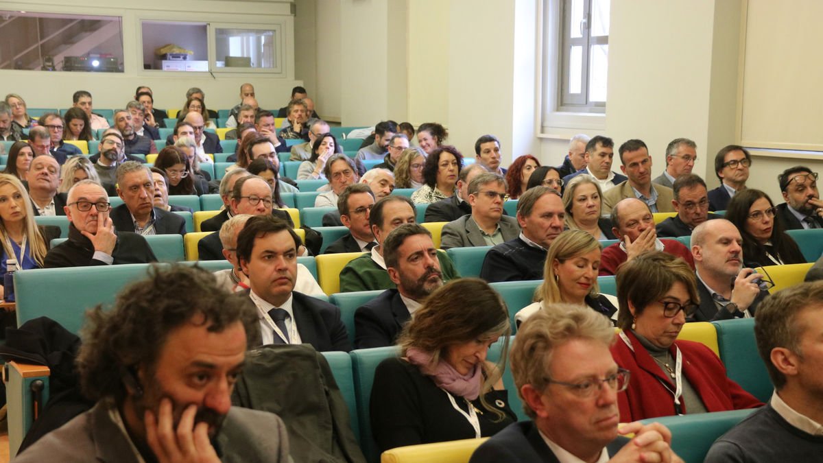 Assistents a l’acte celebrat a la Casa Àrab de Madrid. - ACN