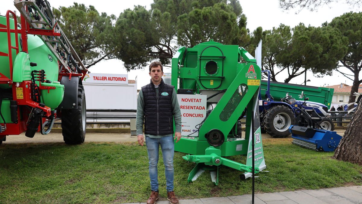 Premiada una màquina que aspira pomes de terra - ALBA GARCÍA