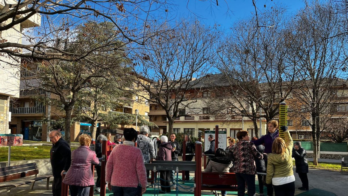Més de 160 persones van assistir ahir a la primera jornada sobre salut comunitària a l’Orfeó Lleidatà. - MAGDALENA ALTISENT