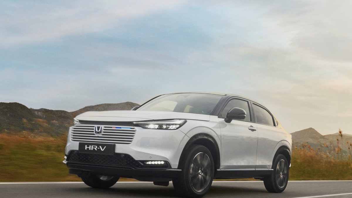 La variant Advance Style Plus equipa sostre solar panoràmic.