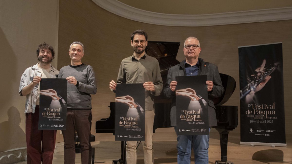 Carles Marigó, Jordi Armengol, Jan Pomés y Ramon Augé, ayer durante la presentación del Festival. - C.MARSIÑACH