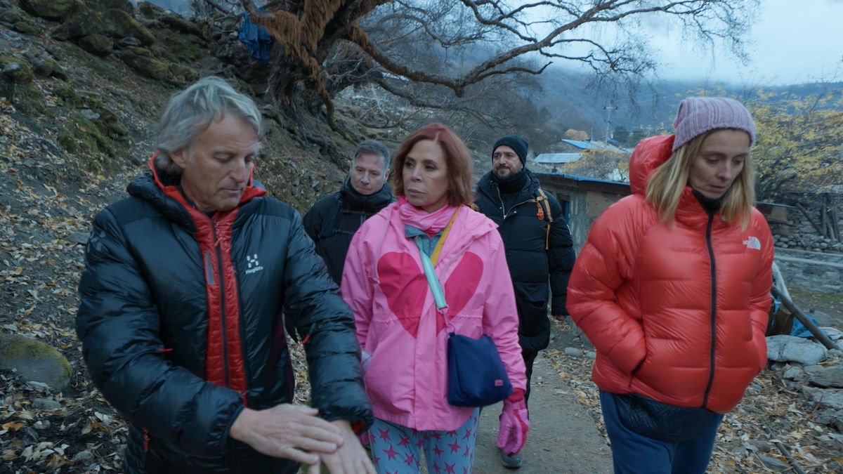 El aventurero Jesús Calleja junto a Ágatha Ruiz de la Prada. - TELECINCO