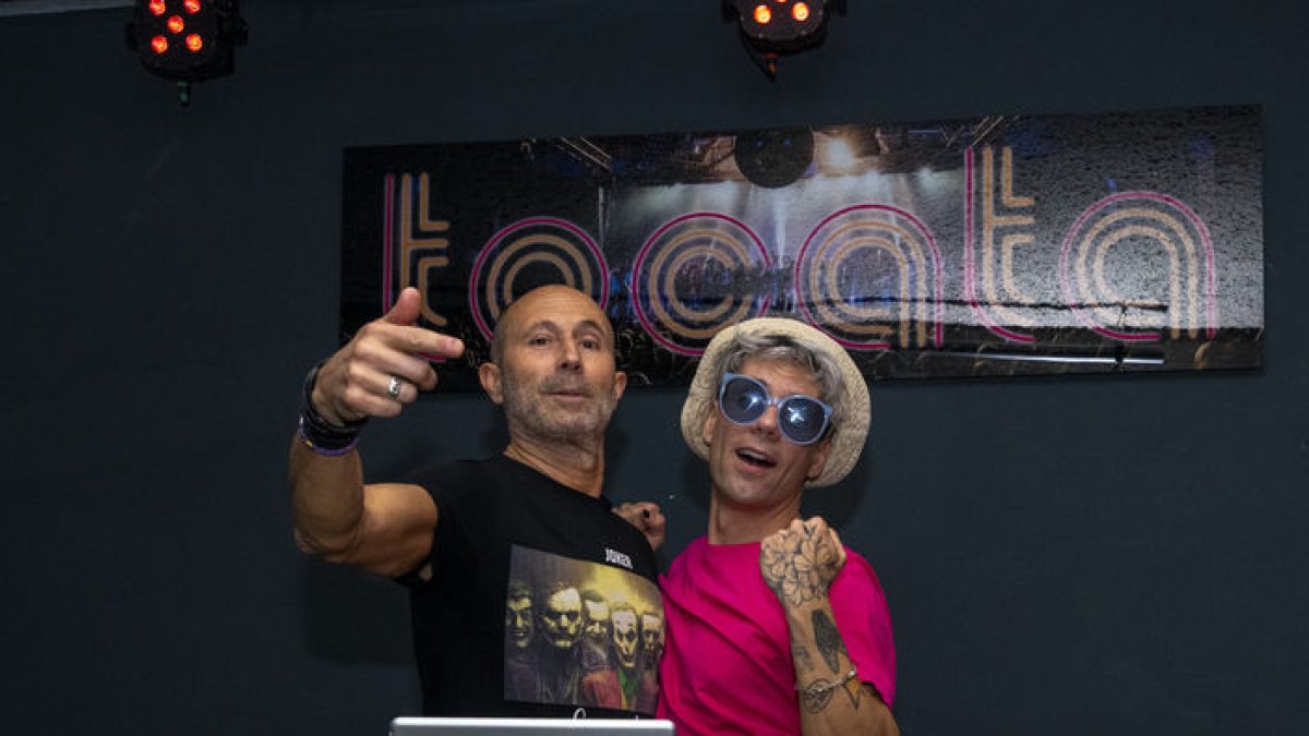 Rafa Ariño y Aarön Sáez ‘pincharon’ música en el Tocata de Lleida. - RAFA ARIÑO