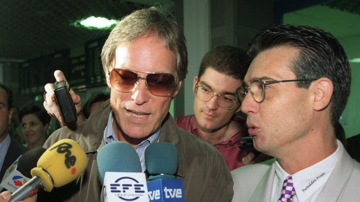 Imatge de l’actor Richard Chamberlain en una visita a Espanya. - EFE/ MANUEL BRUQUE