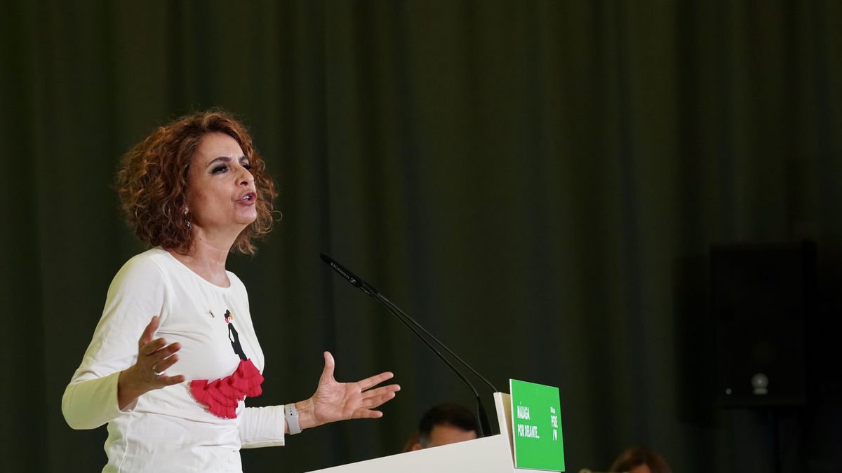 La socialista María Jesús Montero. - ÁLEX ZEA / EUROPA PRESS