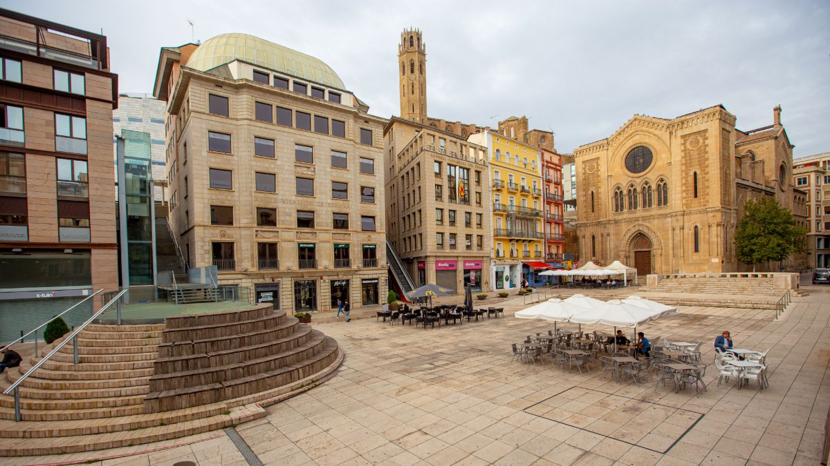 Una vista de la plaça Sant Joan de Lleida.