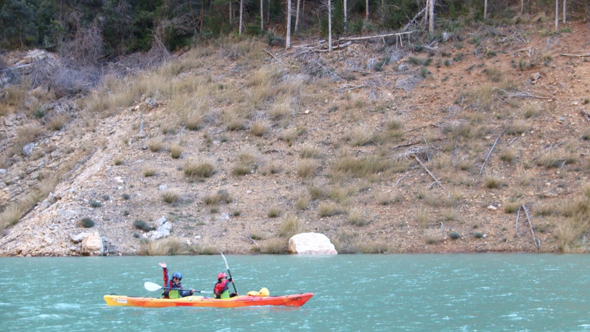 Un caiac al pantà de Canelles el passat cap de setmana.