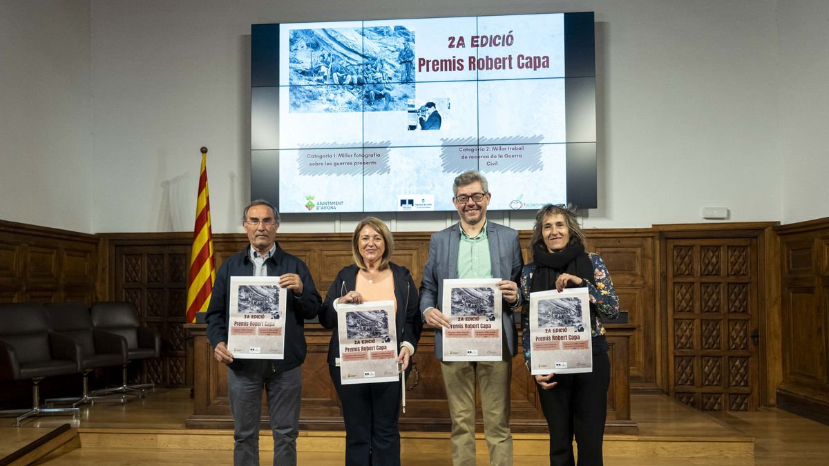 Presentació ahir a l’IEI dels Premis Robert Capa. - IEI