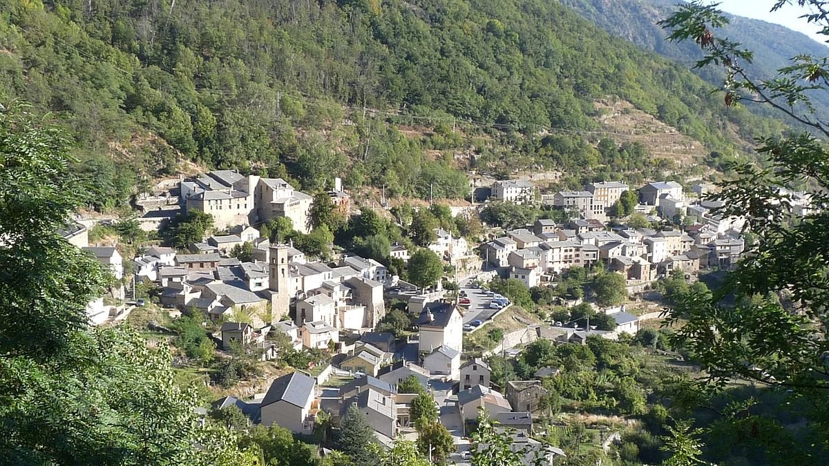 Vista general del pueblo de Fontpedrosa.