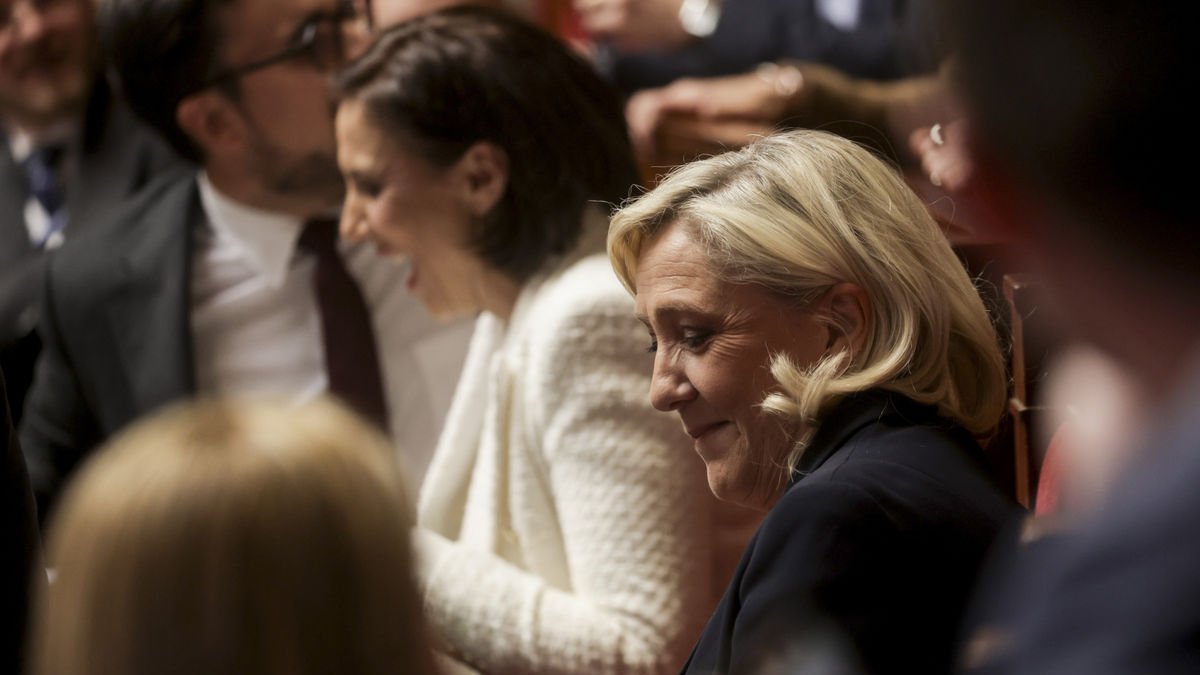 La líder ultra francesa Marien Le Pen, ayer en la Asamblea Nacional. - EFE/EPA/TERESA SUAREZ