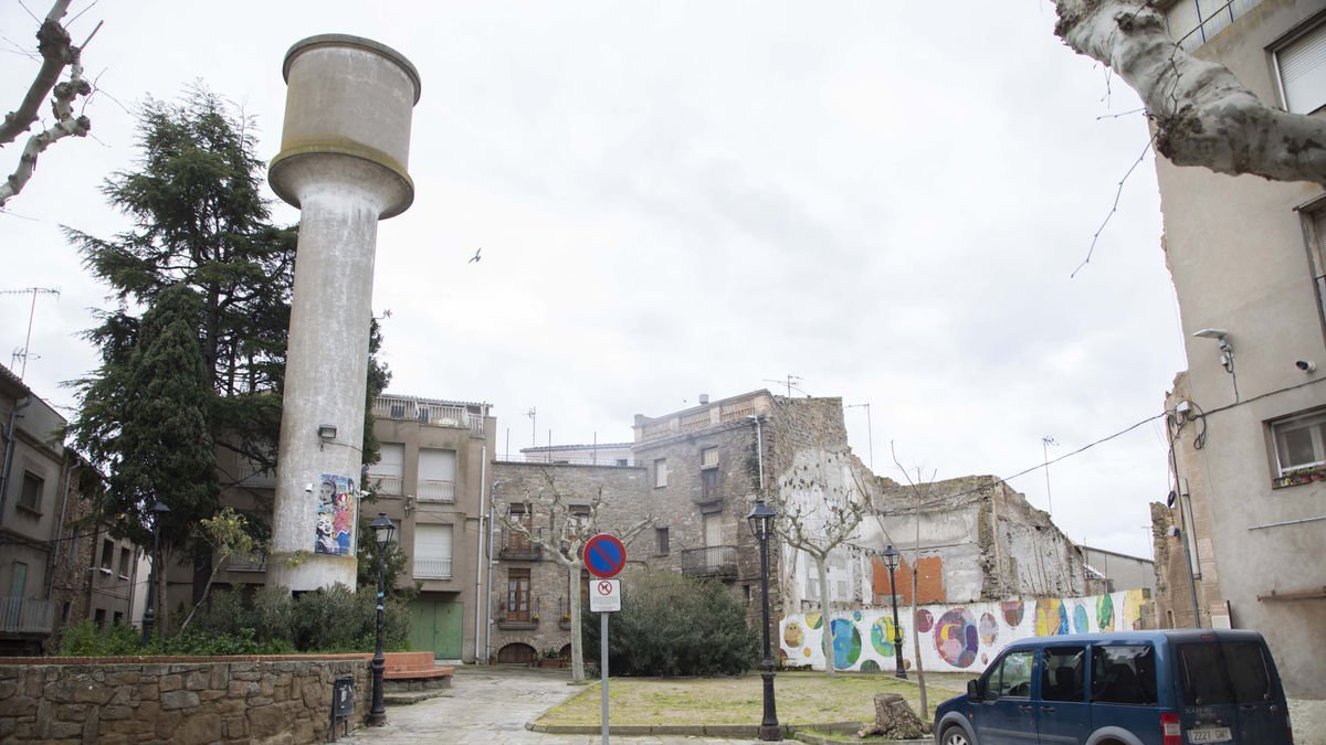 El depósito de la plaza Capdevila se construyó en los años 60. - C.MARSIÑACH