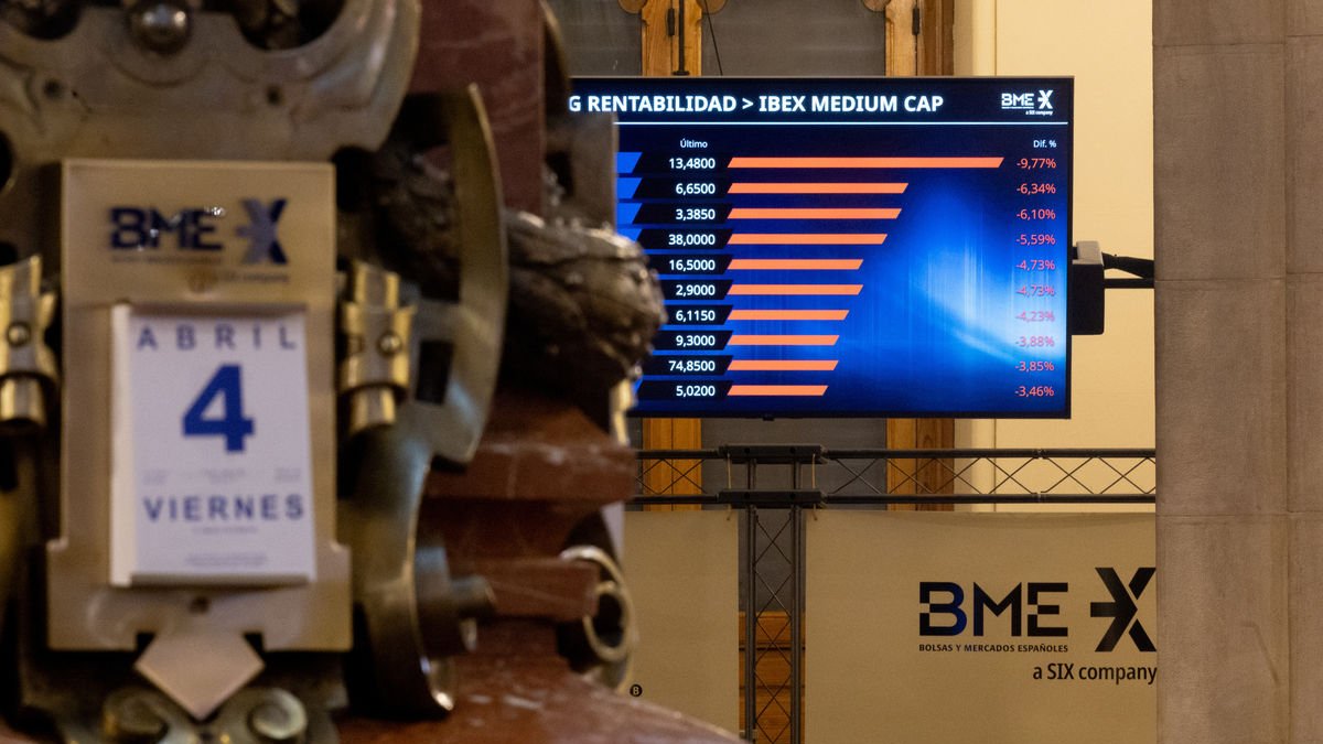 El Ibex 35firmó una de la peores jornadas del último lustro, tras retroceder un 5,83%. - EUROPA PRESS