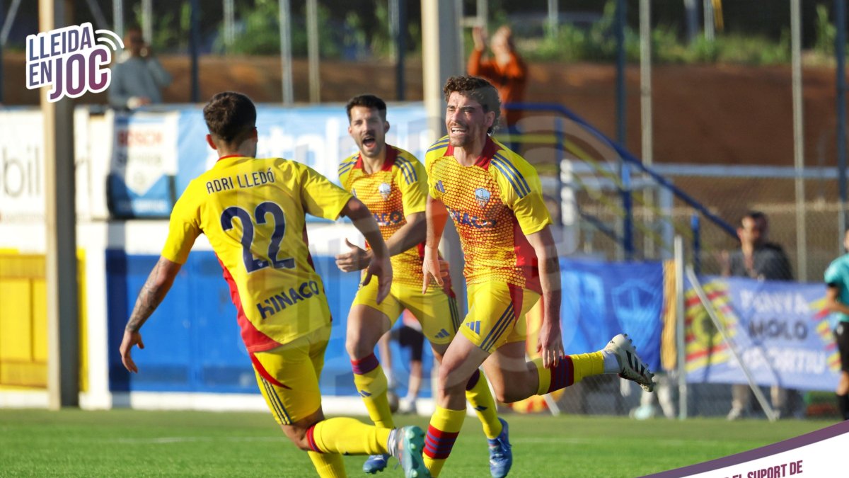 Victòria del Lleida CF a camp del Badalona Futur