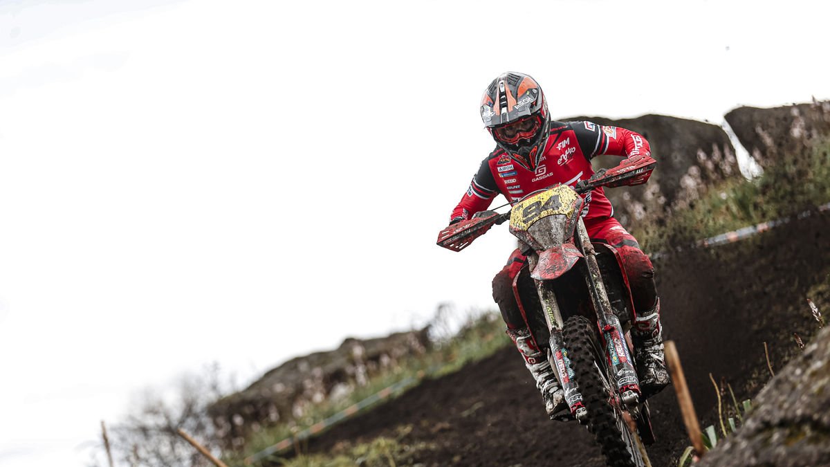 Betriu debuta amb un cinquè lloc al Mundial d’EnduroGP 2025 - MEDIAGÉ