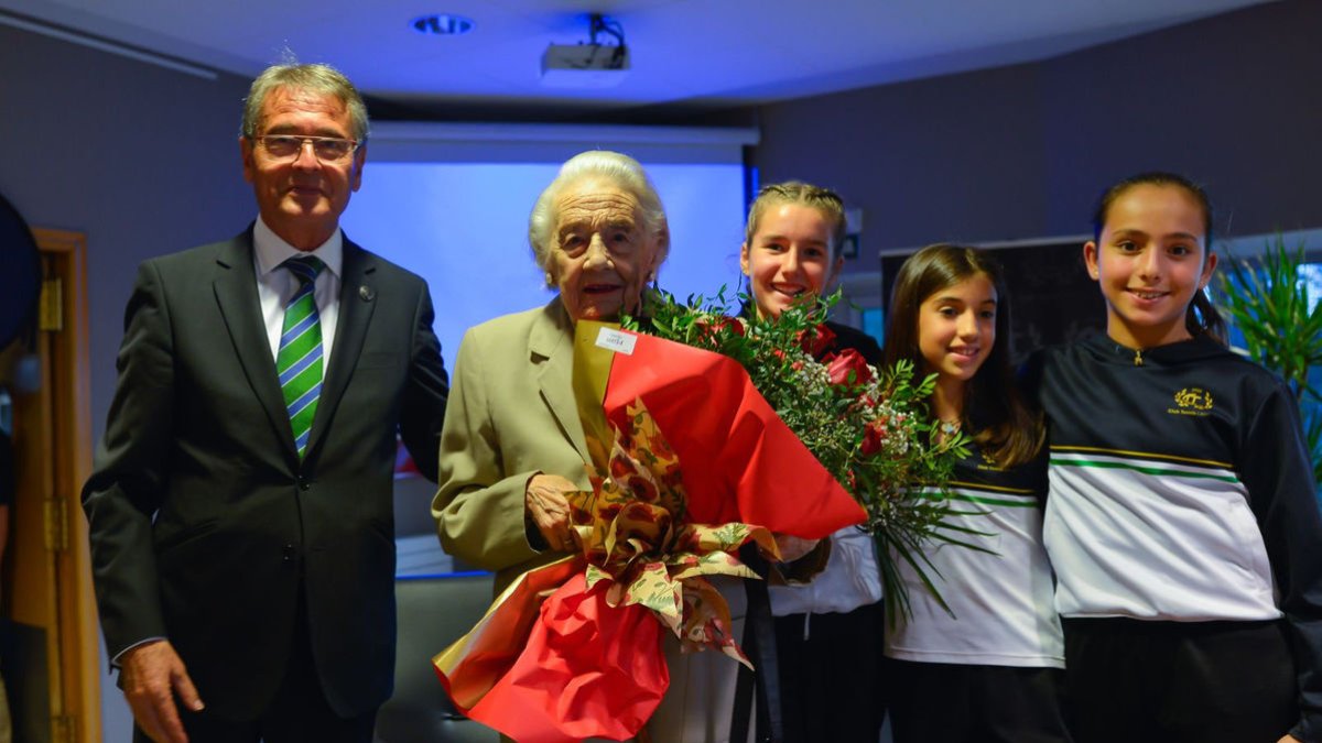 Huidobro, homenatjada en el centenari del CT Lleida, el 2023. - CT LLEIDA