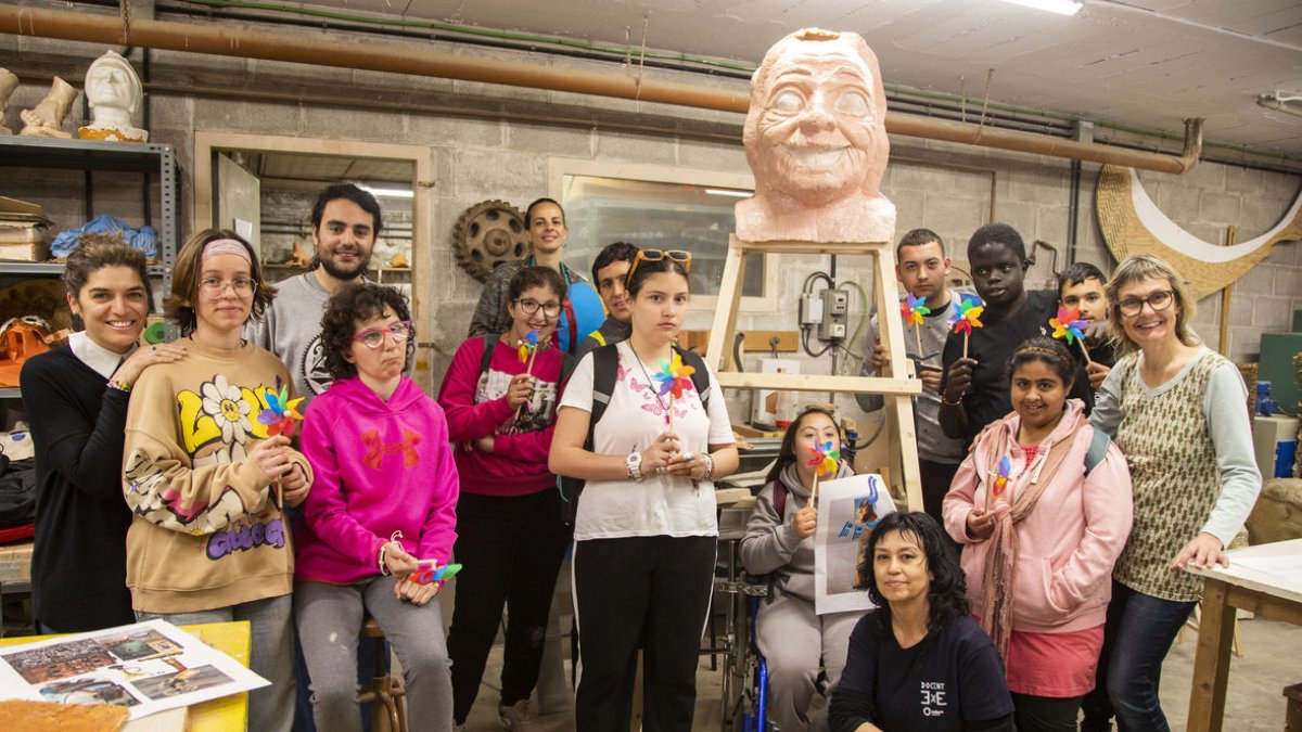 Presentació d’alguns detalls de la nova figura, emmarcada en els 50 anys de l’Associació Alba. - LAIA PEDRÓS