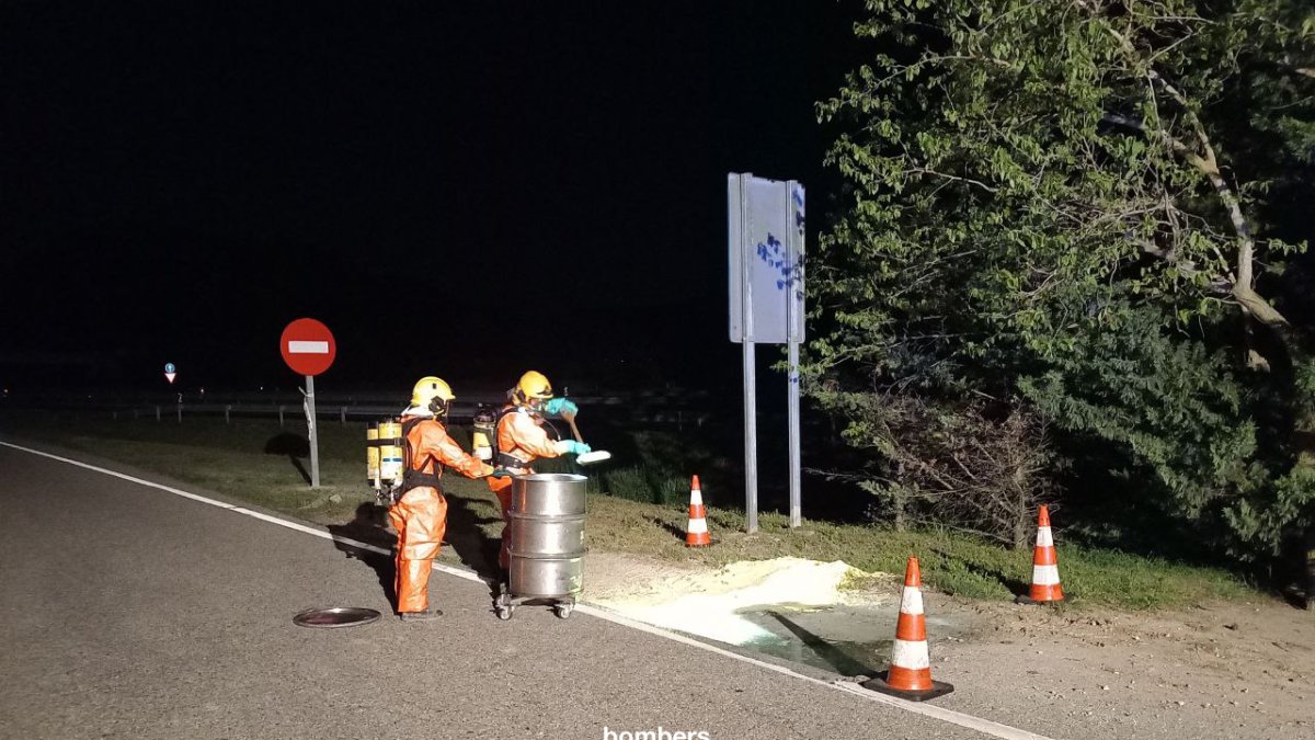 El producte químic escampat ocupava uns dos metres quadrats.