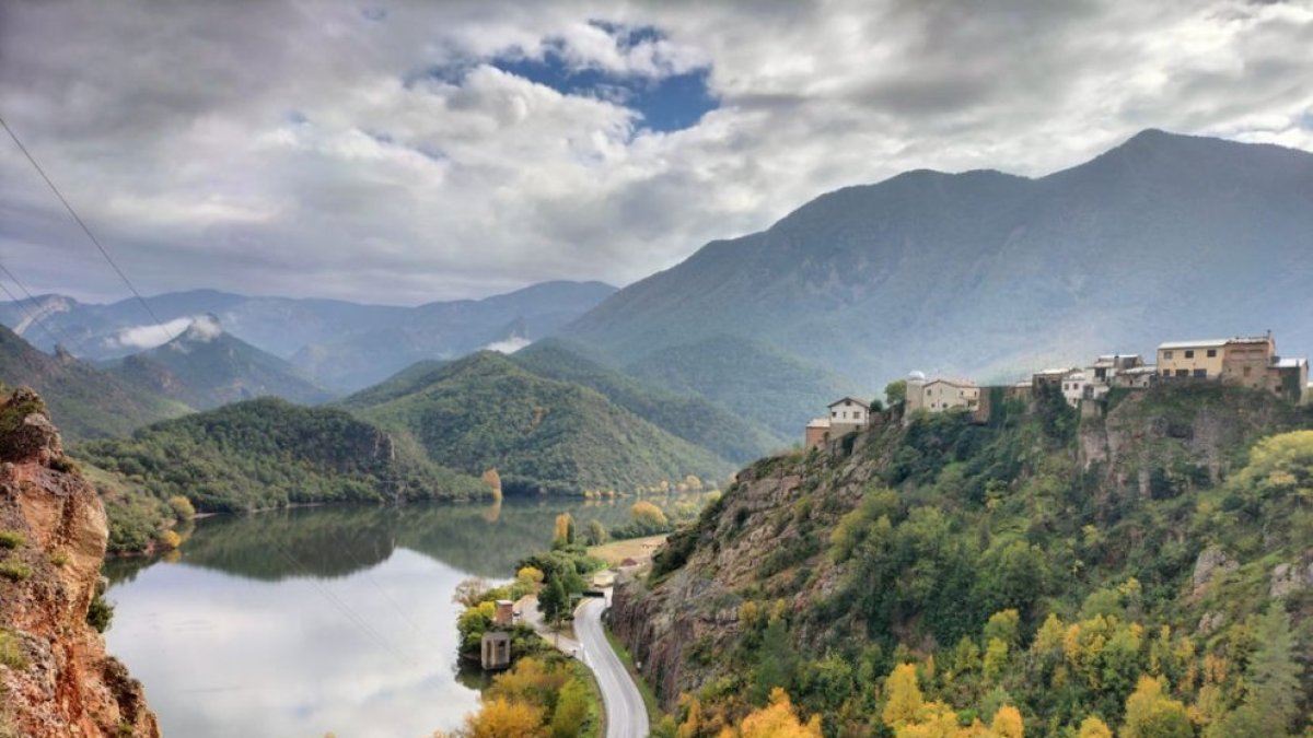 El pantà d'Oliana, en una imatge d'arxiu.