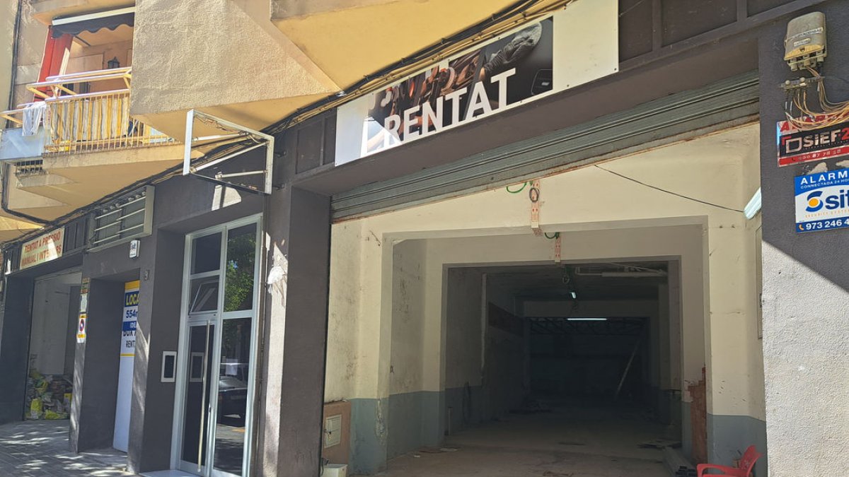 Vista del local que la comunitat Ibn Hazm està habilitant com a oratori a l’avinguda Alacant. - SCD