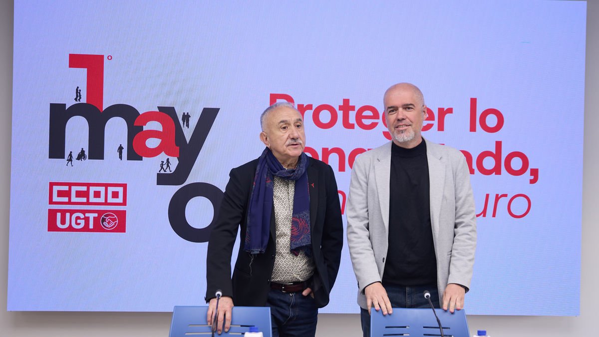 Los líderes de UGT y CCOO, Pepe Álvarez y Unai Sordo, presentando ayer los actos del 1 de mayo. - EUROPA PRESS