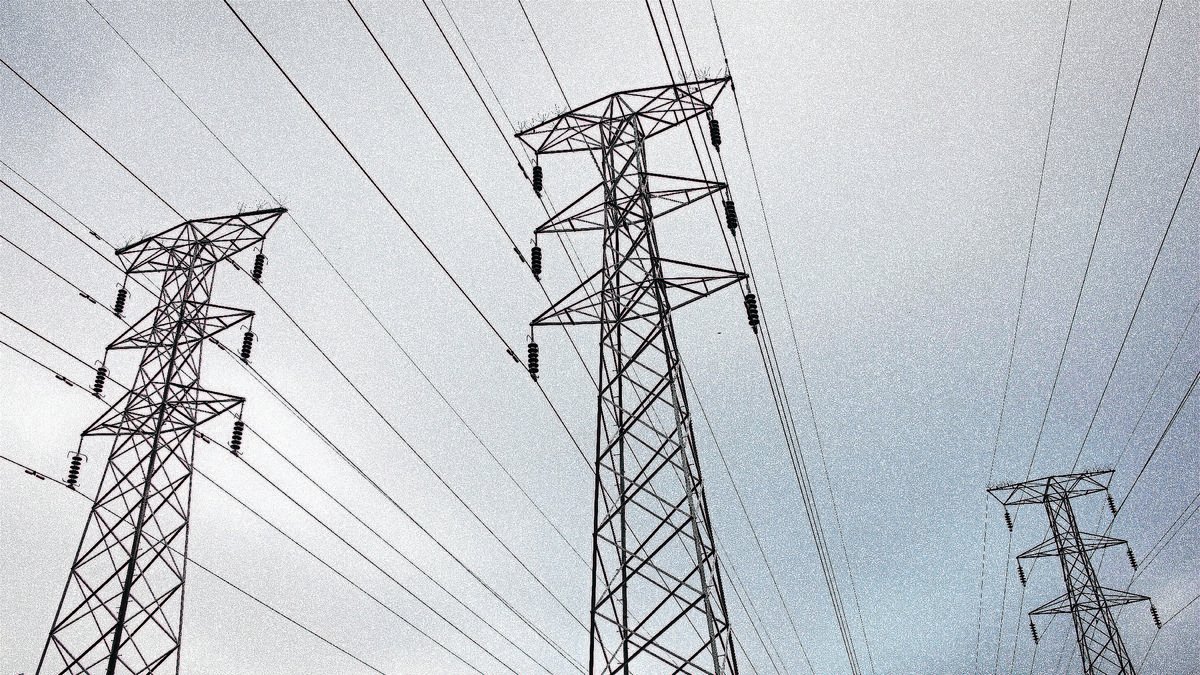Imagen de archivo de torres de alta tensión.