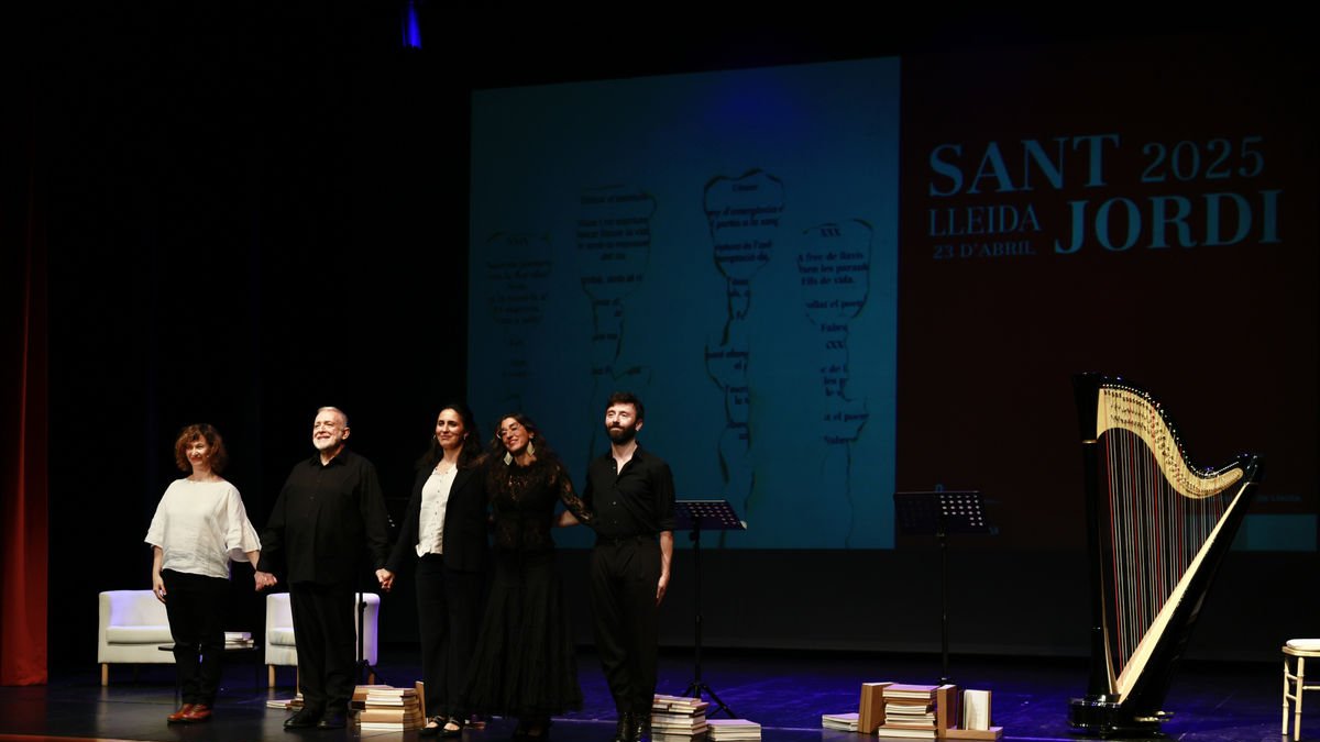 Lectura dramatitzada de contes i poemes al Teatre de l’Escorxador - MARIO GASCÓN