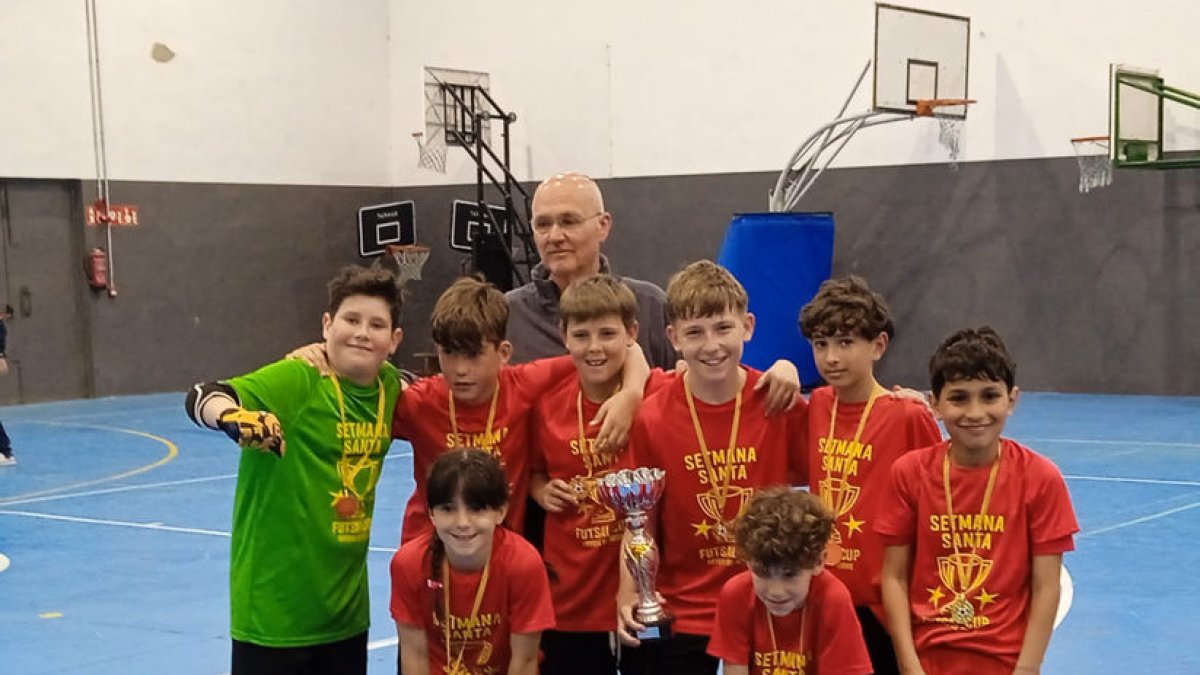 Vilanova de Meià, campions en la categoria de 10 a 13 anys.