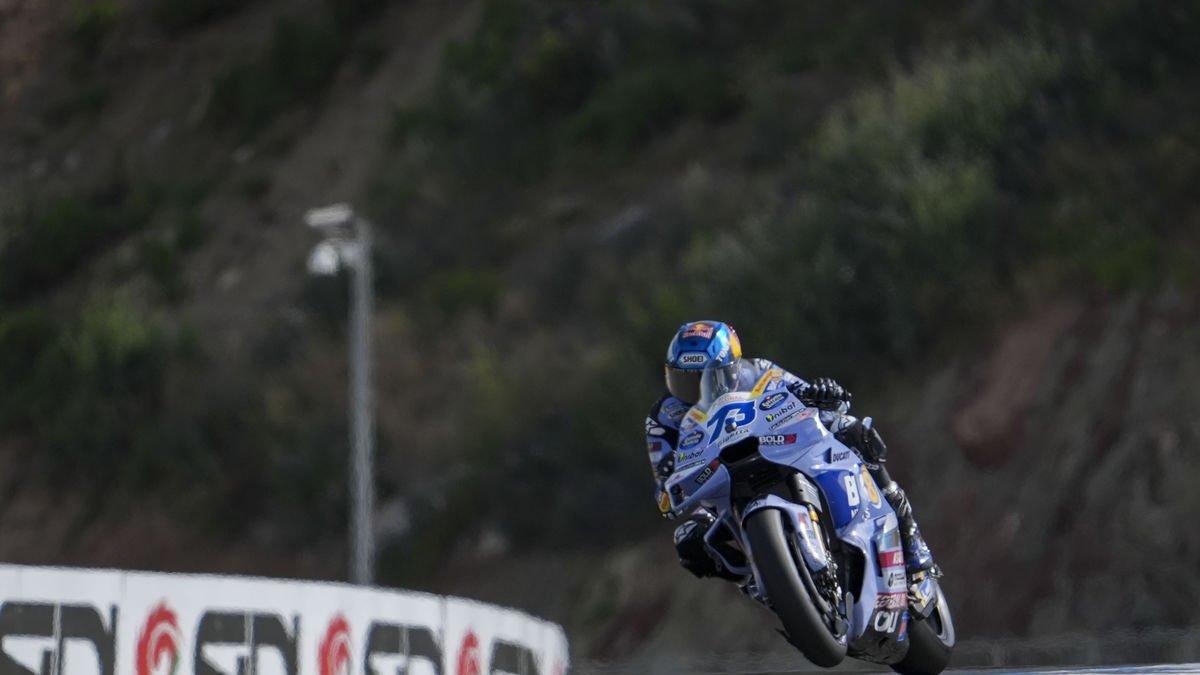 Àlex Márquez, rodant sobre el circuit de Jerez en la primera jornada del GP d’Espanya. - EFE