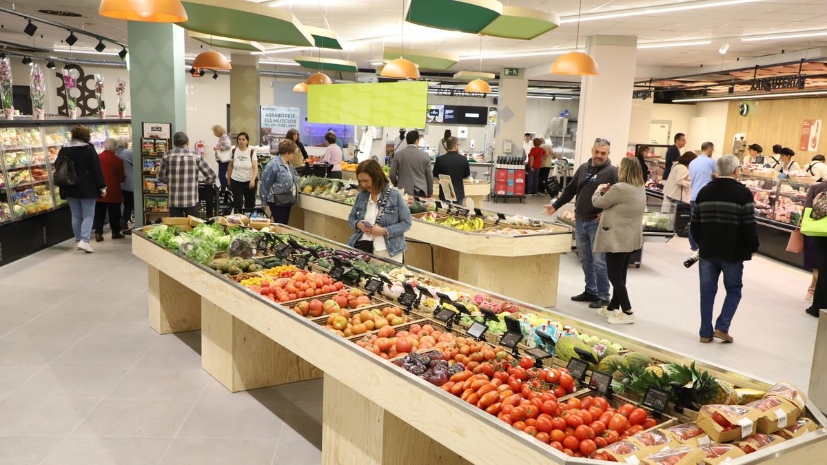 El nuevo supermercado está en el mercado municipal de Cappont de la avenida València. - MAGDALENA ALTISENT