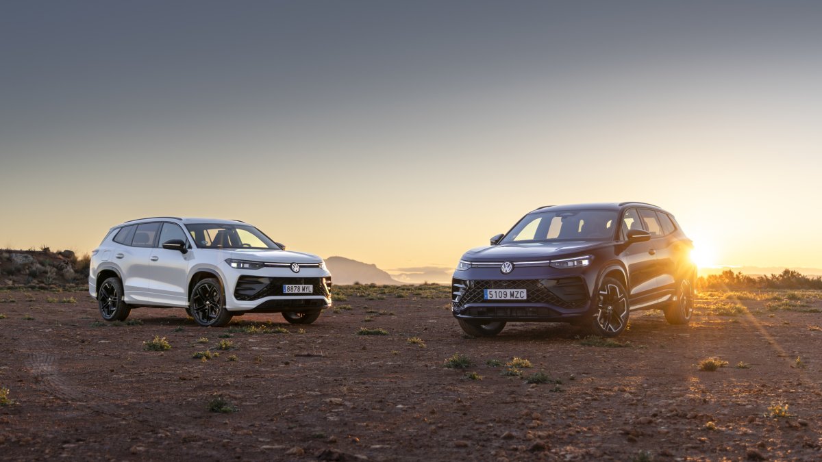 Està disponible amb motoritzacions TSI, TDI i dos versions electrificades eTSI i eHybrid.