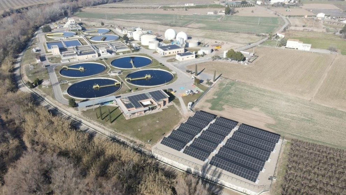 La depuradora de Lleida és la instal·lació de tractament d’aigua residual més gran de Ponent.