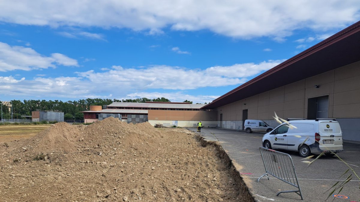 Els treballs als terrenys en els quals està previst el nou pavelló de la Fira. - SCD